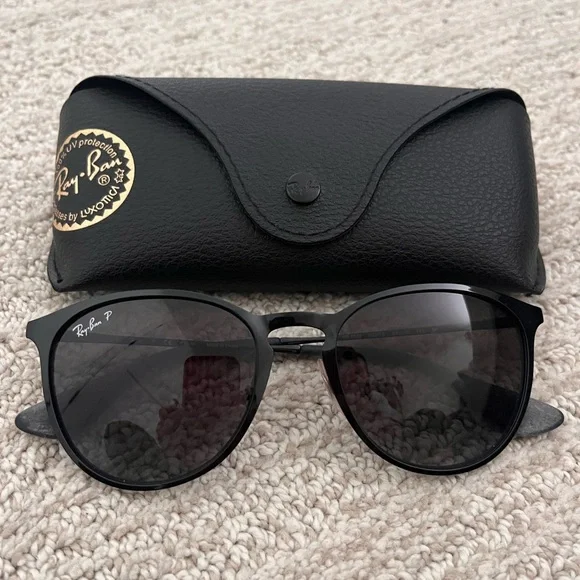 Ray-Ban RB3539 Women’s Polarized Sunglasses Matte Black 002/T3 | Like New - Picture 5 of 5